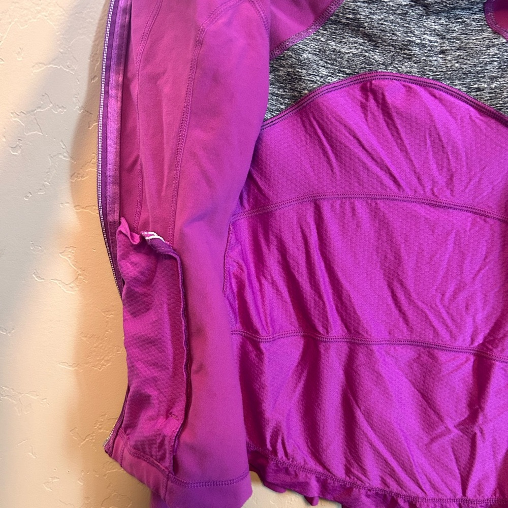Lululemon vintage purple and gray jacket size 4 - Picture 4 of 8